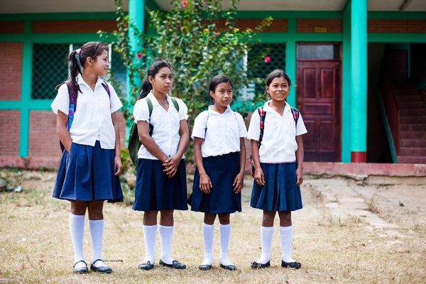 Uniforme escolar nicaragüense - niña
