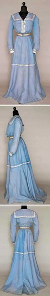 Summer seaside dress, ca. 1890-1902. Two-piece light blue chambray with self-fabric belt, tiny moth…