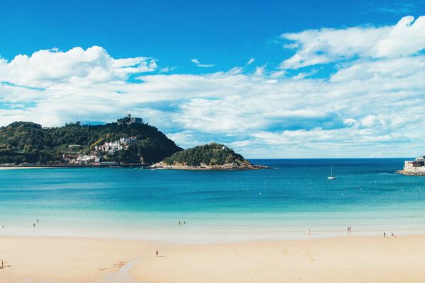 The Most Beautiful City in Spain. San Sebastian, Gipuzkoa, Spain, Hotel Londres (16)