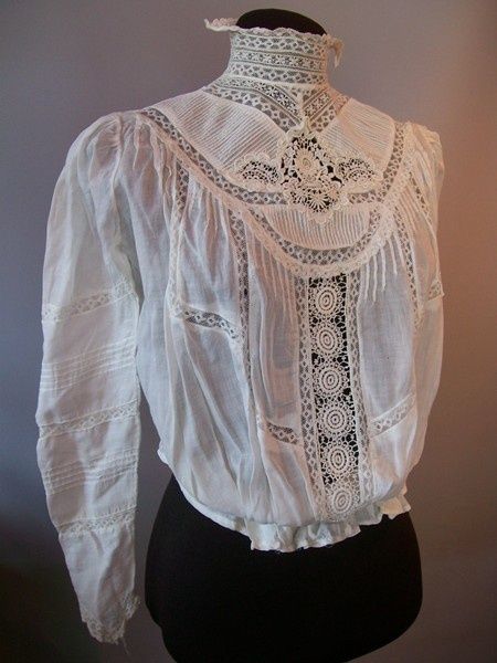 Lace shirtwaist