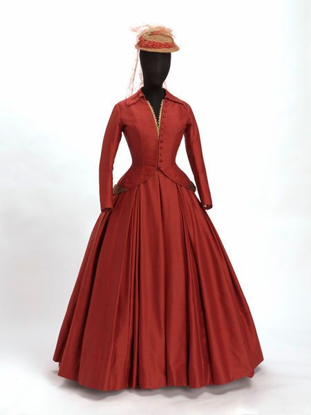 Costume for Vivien Leigh as Paola in “Duel of Angels”  M. Berman Ltd.  1958 | Dior cleverly ret…