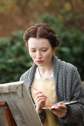 Emily Browning in "Summer in February" (UK film 2013)
