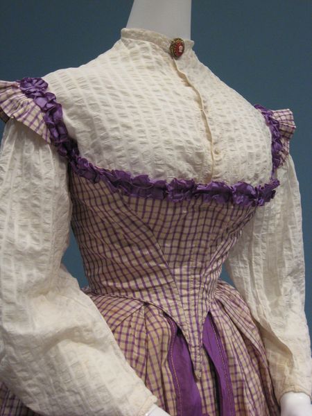 2012-08-25 KSMF - Purple silk windowpane  taffeta bodice and skirt (American), circa 1860.