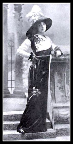 1912 Edwardian Fashion - 1, via Flickr.