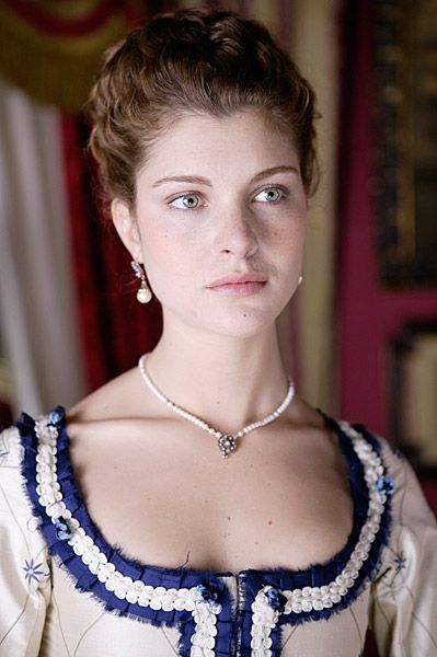 Vittoria Puccini as Elisa in Elisa di Rivombrosa