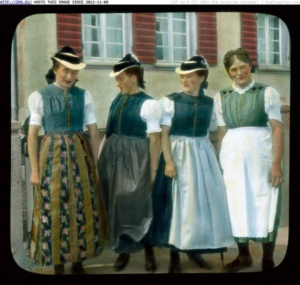 Black Forest - four women in dirndls, traditional clothing (Tracht) (1930).