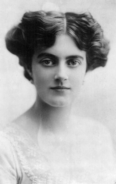 1915- Clementine Churchill, Baroness Spencer-Churchill