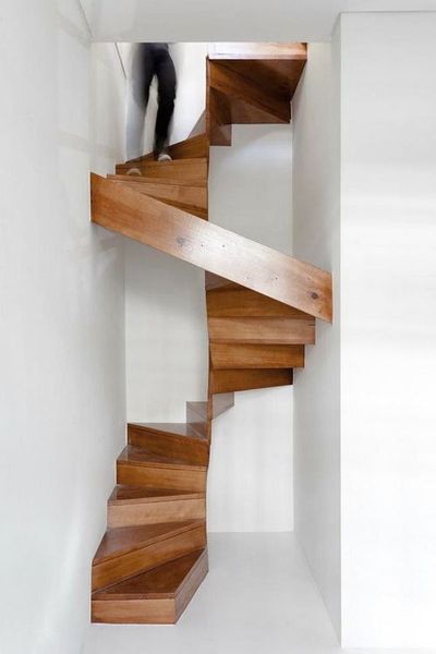 10 Space-Saving Modern Spiral Staircases