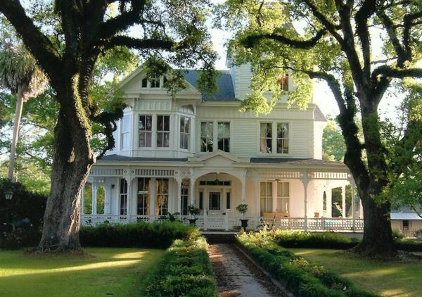 Too much white, but it's pretty.