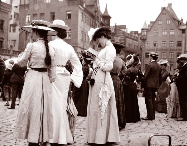 Tourists at the Frauenkirche, Nuremberg, Germany, 1904