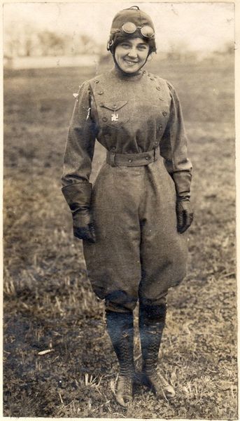 Matilde Moisant, 1911. Moisant was the second woman in the United States to receive a pilot's licen…