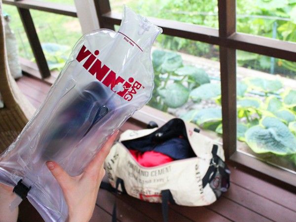 VinniBag Travel Bag for wine and breakables