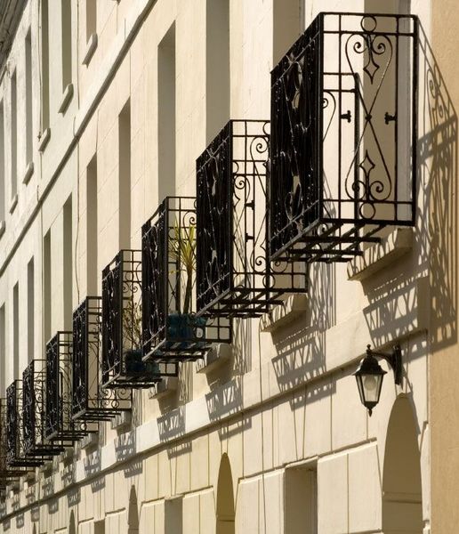 Regency architecture. Cheltenham Spa town is said to be the most complete regency town in England. …