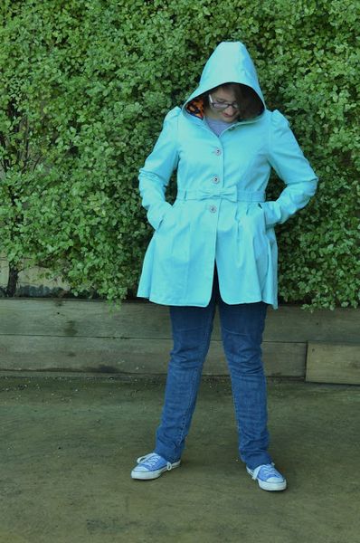 Suzy Bee Sews: Burdastyle Handbook: Hooded Coat