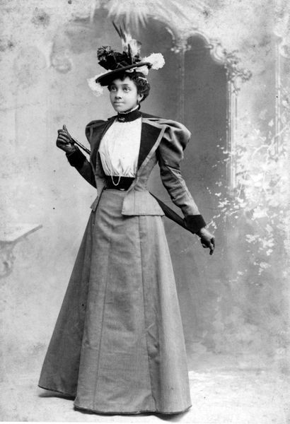 Fashionable young woman, 1890's (via Missouri Digital Heritage)