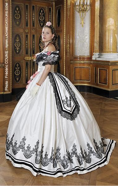 Ballgown-1860's gown done right!!