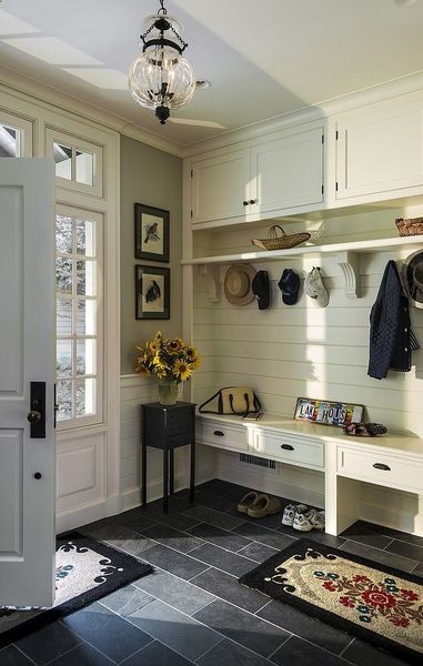 mudroom