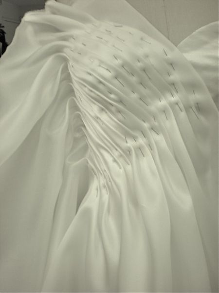 how to make a structured, draped bodice