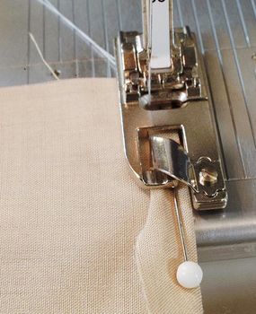 Mastering the narrow hemmer foot