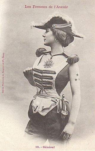 "The Women of The Future," according to 1902 French trading cards (Beautiful vintage pin-up photogr…
