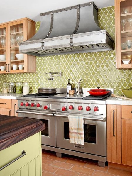 Loving Kitchen Color : Rooms : HGTV  http://www.hgtv.com/kitchens/loving-kitchen-color/pictures/ind…