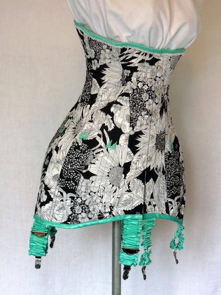 1911 Corset from Bridges on the Body