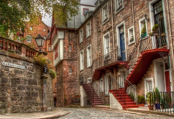 On a brisk autumn walk the photographer Brian Furbush discovered Ramsay Gardens; a block of sixteen…