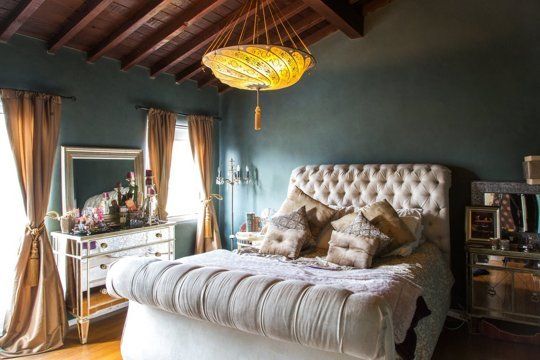 Jenn & Hunter's Historic Landmark Apartment — House Tour | Apartment Therapy