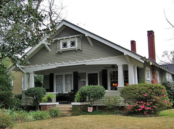 Love craftsman homes.