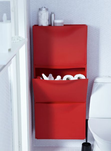 Small spaces call for creative solutions. Store extra shampoo and other bathroom necessities in a s…