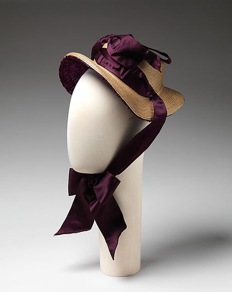 1882 Promenade bonnet, straw with silk ribbon