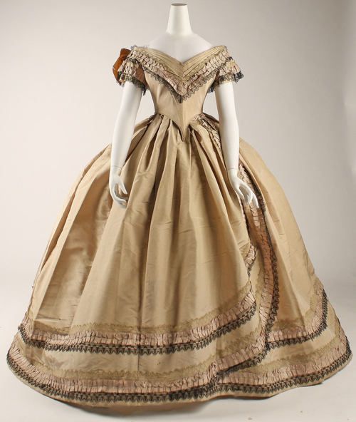 Period Garment: Dress (British) ca. 1860-64 silk