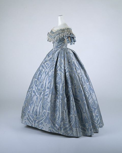 Ball Gown 1860, American, Made of silk and cotton