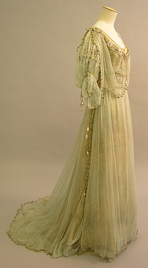 Evening Dress 1908, British, Made of lame and silk chiffon