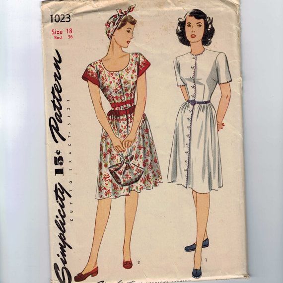 Simplicity 1023, 1943 - I like the unconventional use of a border print.