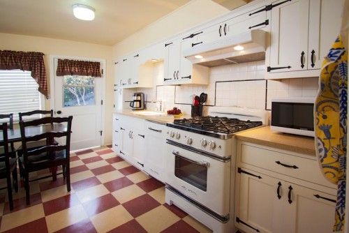 red white checkerboard floor