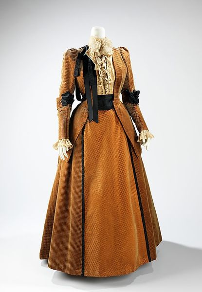 Designer:      Jean-Philippe Worth (French, 1856–1926)  Date:      1898  Culture:      French  Me…