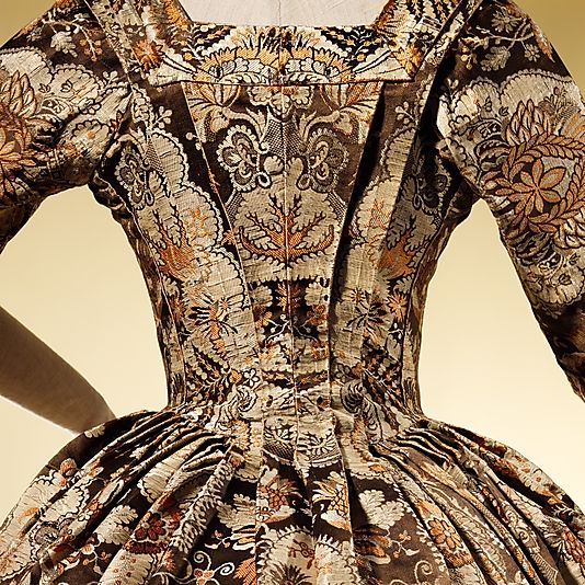 Dress  Date: ca. 1725 Culture: British Medium: silk