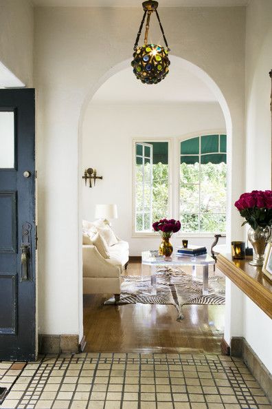 The foyer of Jacqui Getty's home in West Hollywood. Lonny September 2013 | Lonny.com
