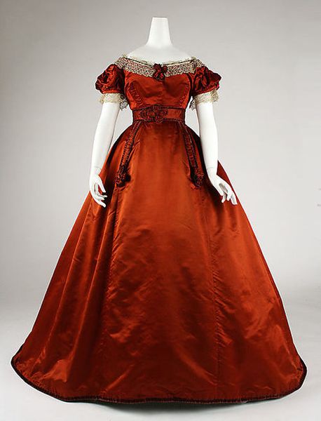 Visiting dress, 1865–1868  The Metropolitan Museum of Art