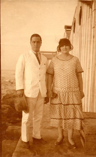 At the seaside c.1920s