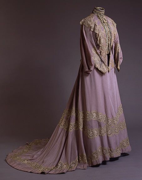 Business Dress Made Of Wool, Silk And Lace, Worn By Empress Alexandra Feodorovna - Russia   c.1900