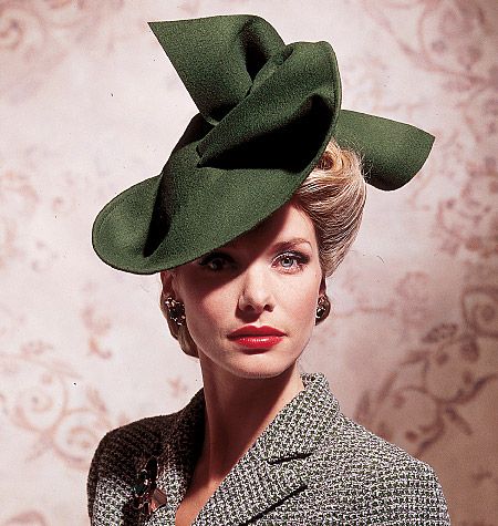Hats_vogue_1940s
