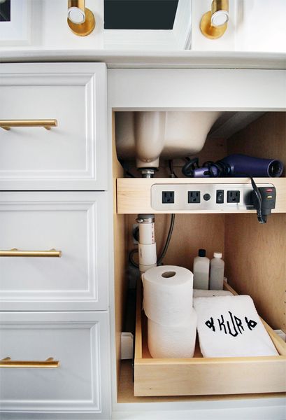 Ingeniuos electrical outlets