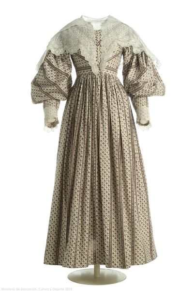 Dress and Pelerine: ca. 1835-1839, cotton, printed cotton, lace. Search for CE097674