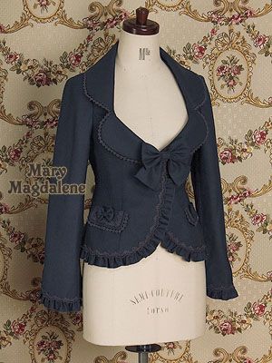 this site has some really cute romantic  ideas