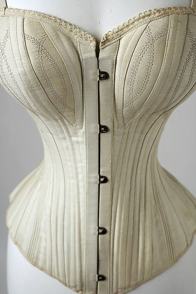 1890s corset