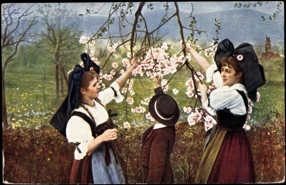 Postcard Printemps d'Alsace, Femmes dans les costumes | akpool.co.uk