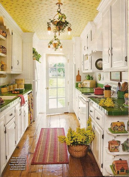Cottage Kitchen - adore the ceiling!