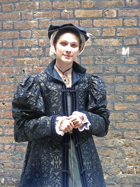 Costumed-A Lady In Waiting for Queen Katherine Parr at Hampton Court Palace. Stunning!